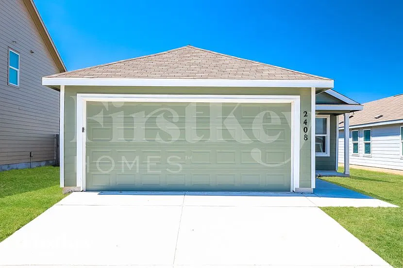 2408 Lake Hls