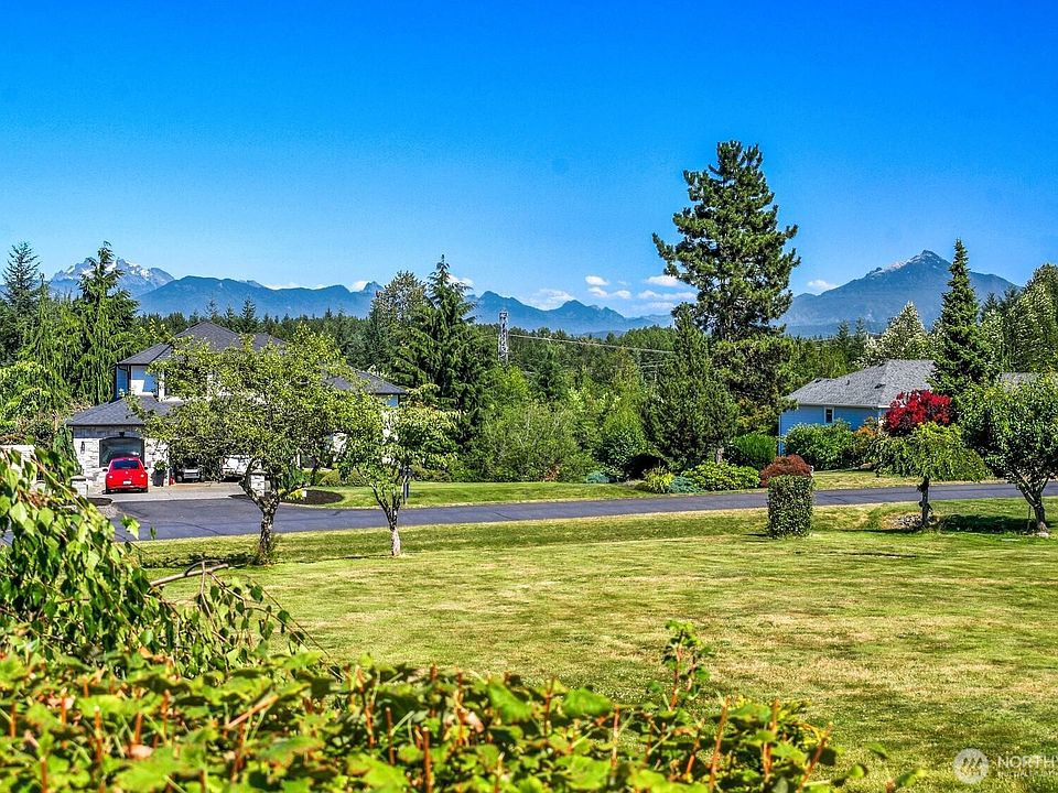 1st image of 11428 128th Drive NE