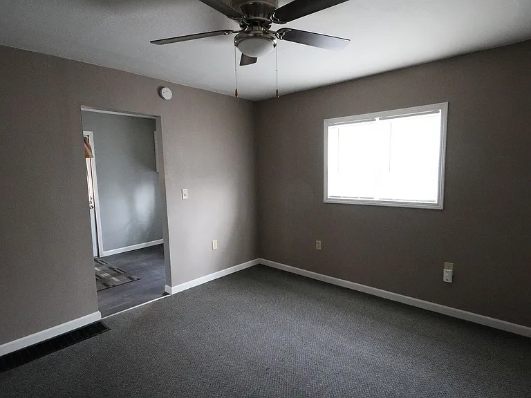 1403 E Lincoln Ave #2 — Photo 3