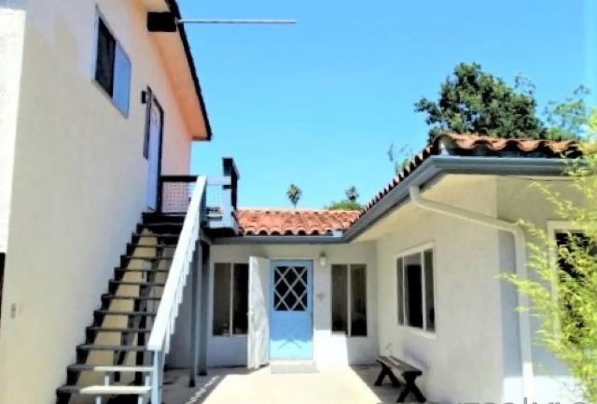 826 Birch Ave — Photo 1