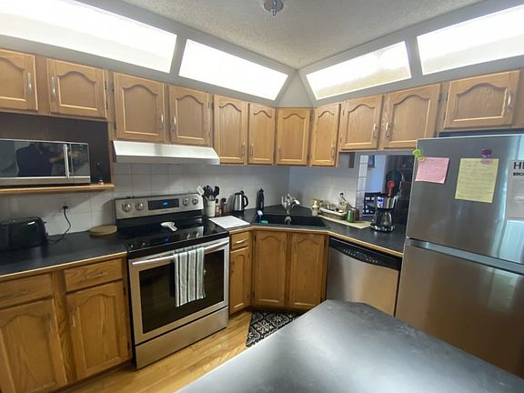 2nd image of 1050 Cougar Creek Dr #18