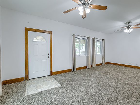 5th image of 626 S 27th St