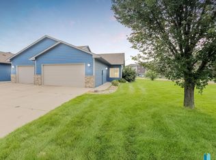 6814 S Tomar Rd, Sioux Falls, SD 57108