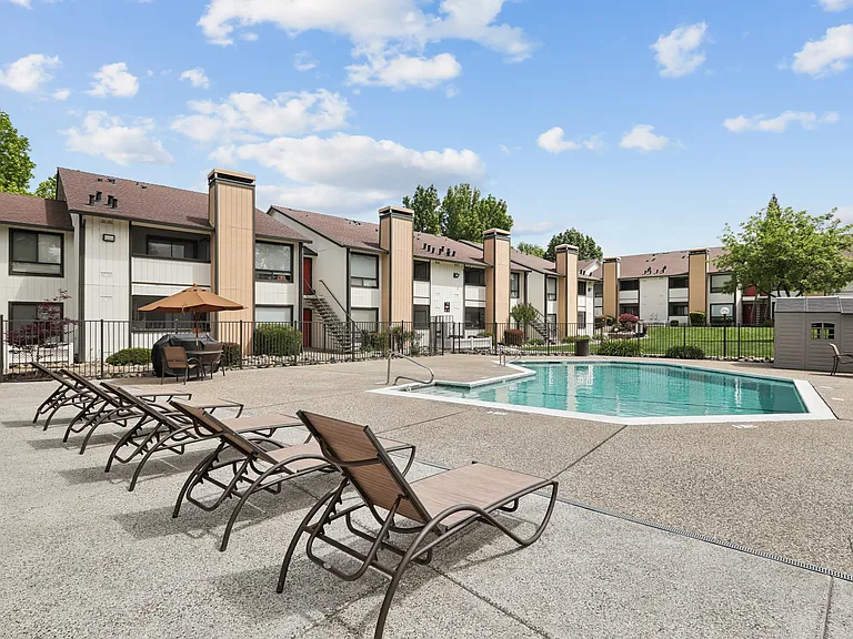 The Vue at Rocklin Ridge — Photo 14