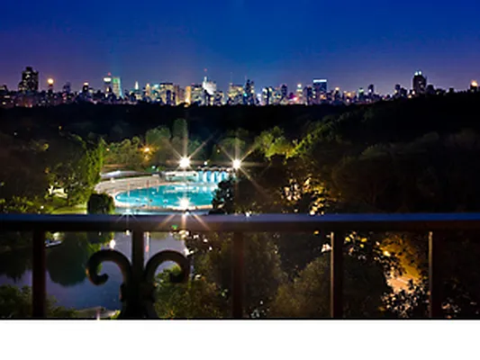 Sold by A & I Broadway | media 14