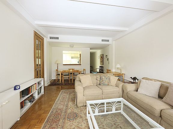3rd image of 160 W 95th St APT 9A