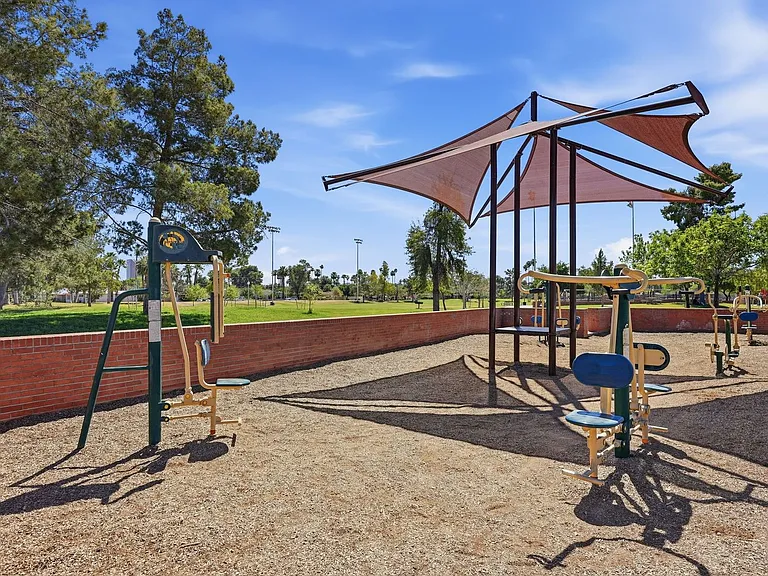 1238 W Coronado Rd — Photo 40