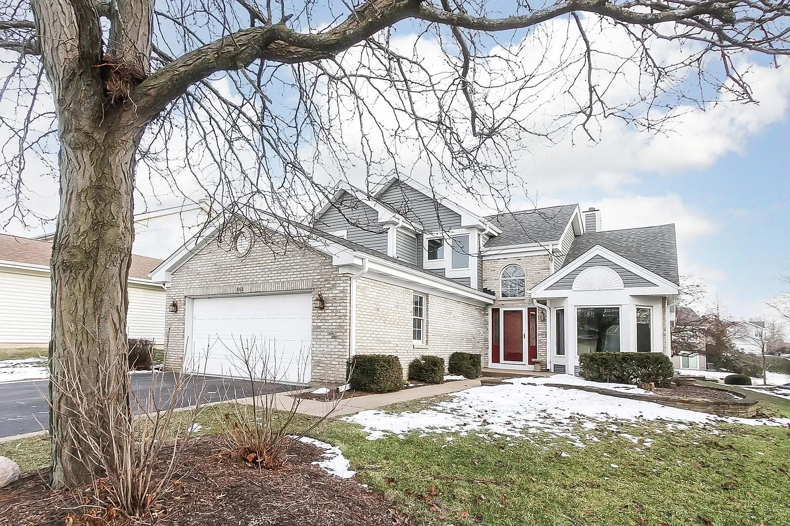 653 Dogleg Ln photo 1