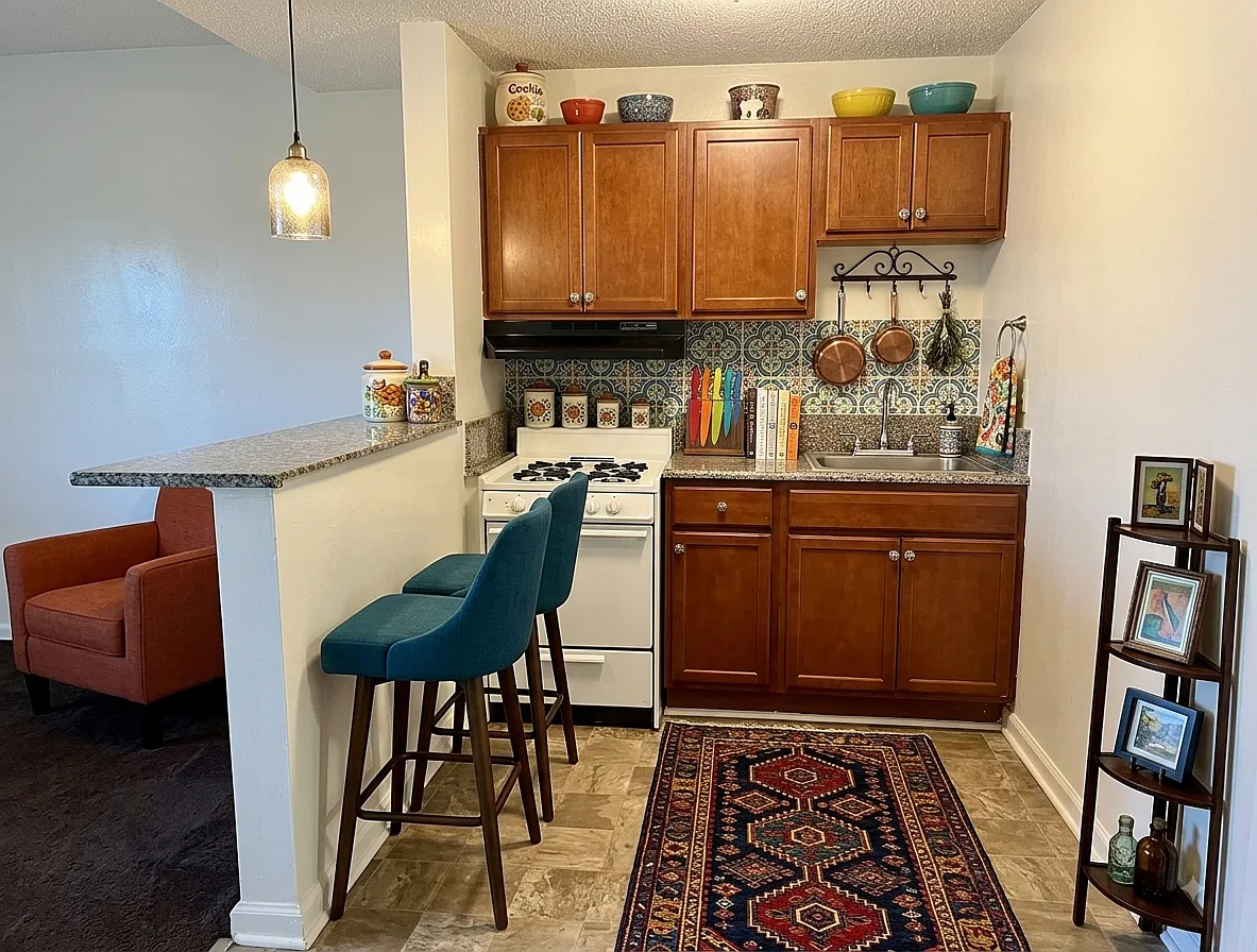 Studio, 450 sqft, $1,600 — Photo 1