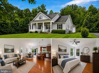 3020 Franklin Dr, Huntingtown, MD 20639