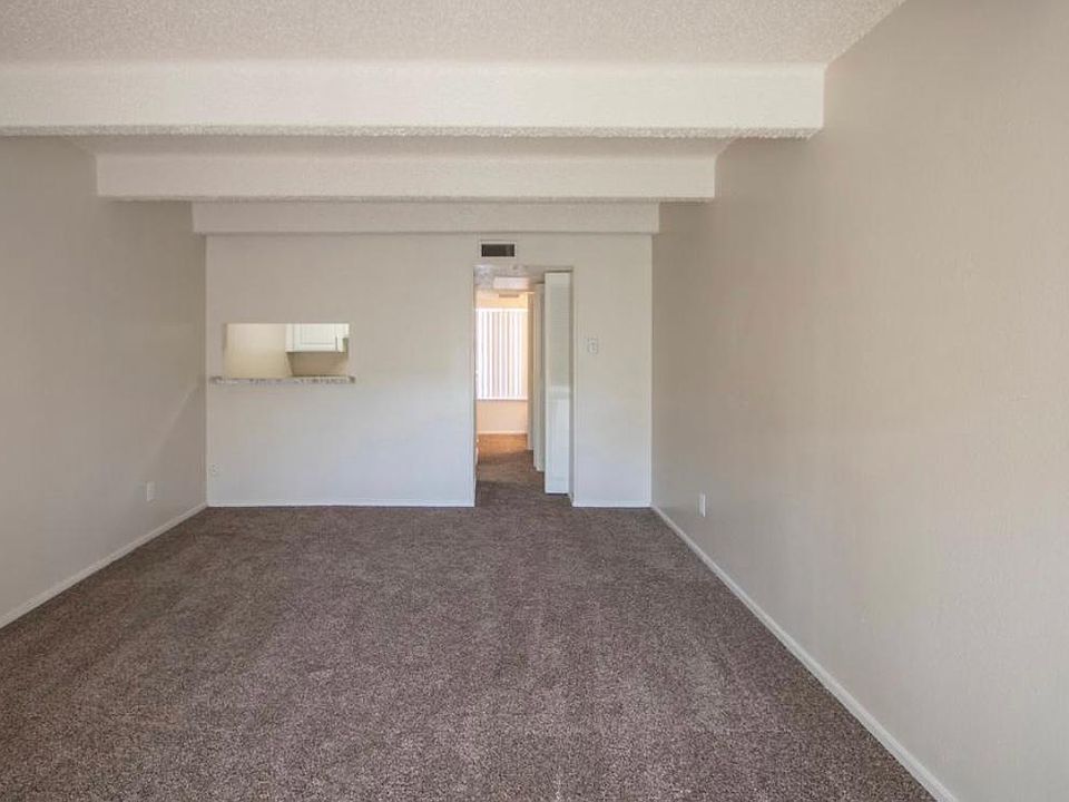 1st image of 5759 E Northwest Hwy #12