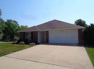 602 Heidman Rd, Columbia, MO 65203