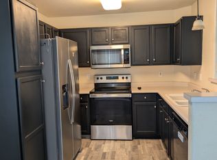3715 Strawberry Field Grv APT B, Colorado Springs, CO 80906