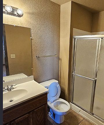 4th image of 1622 Yuba Cir