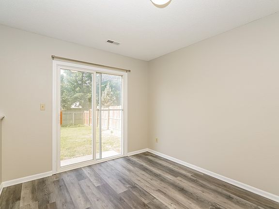 4th image of 7285 Ridgebrook Dr