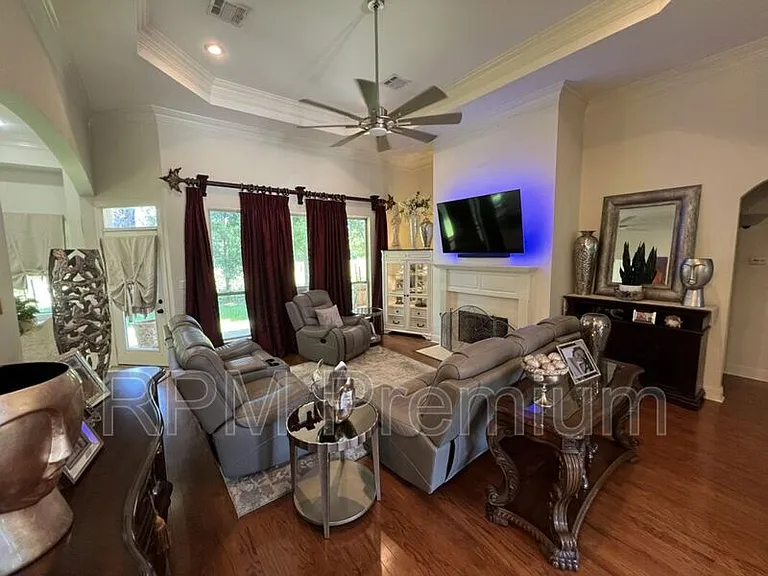 2913 Country Lakes Ave — Photo 9