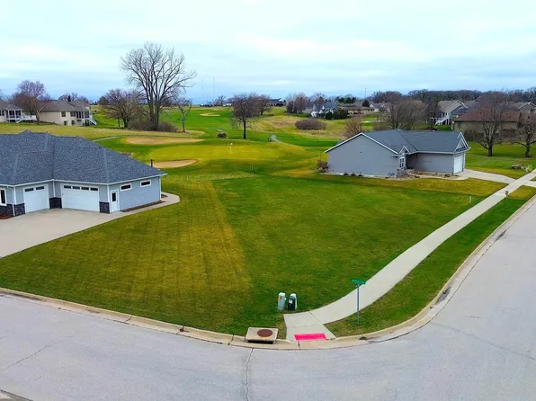 145 Eagle Ridge Dr, Waverly, IA 50677
