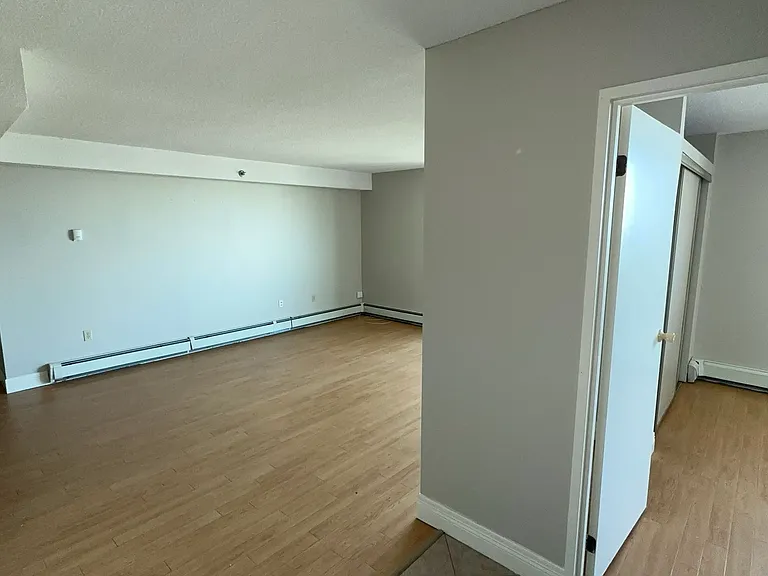 290 Main Ave — Photo 12