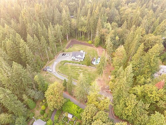4th image of 14108 NE Mountain View Dr