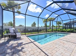 1964 Yellowfin Cir, Naples, FL 34114