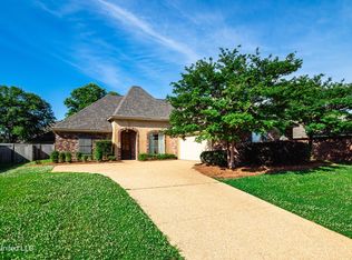 520 Springhill Xing, Brandon, MS 39047