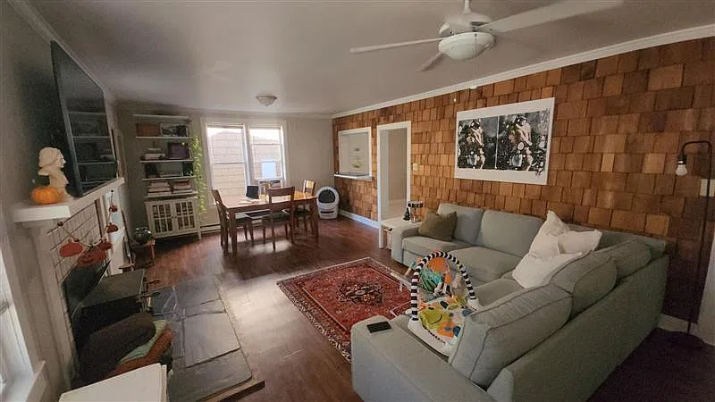 2512 Fentress Ave — Photo 2