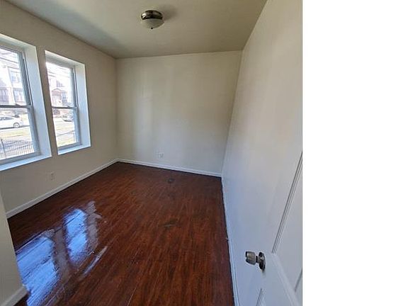 5th image of 279 Goldsmith Ave APT A1