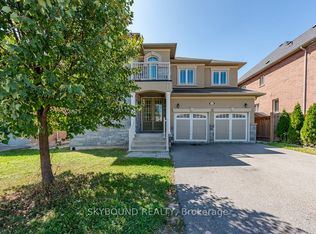 10 Villanova Rd, Brampton, ON L6Y2Z4