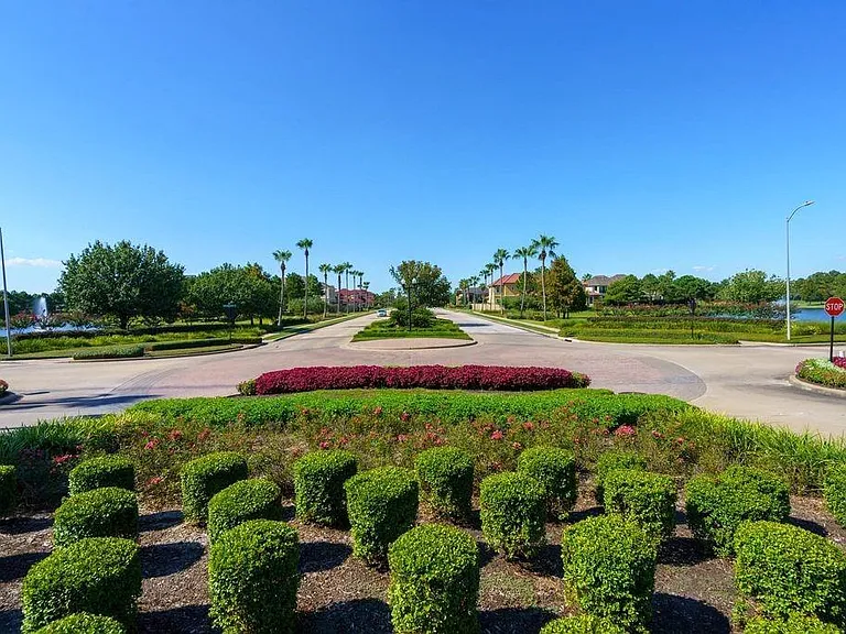 12406 Santiago Cove Ln — Photo 44