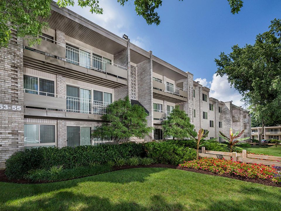 Riverside Plaza Apartments, Oxon Hill MD