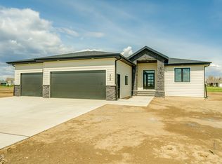 408 Kamrose Dr, City Of Bismarck, ND 58504