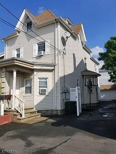 2nd image of 105-107 Madison Ave