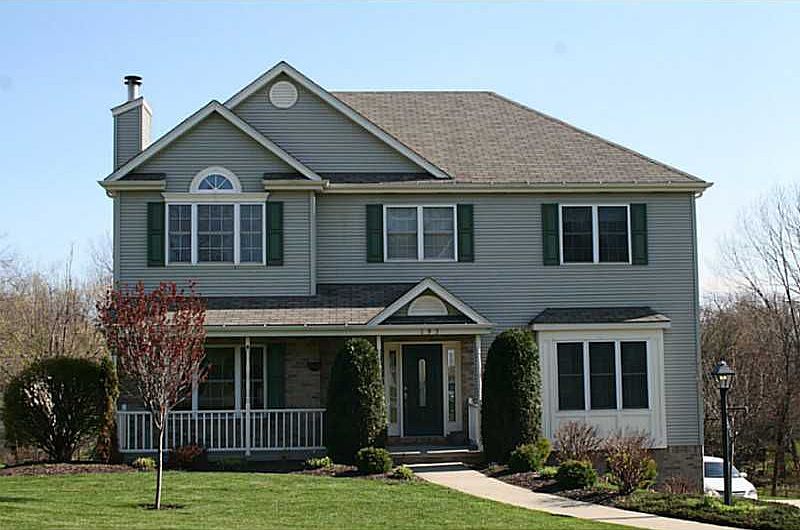 1st image of 195 Autumn Hill Dr