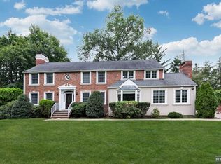 31 Chelsea Pl, Ridgewood, NJ 07450