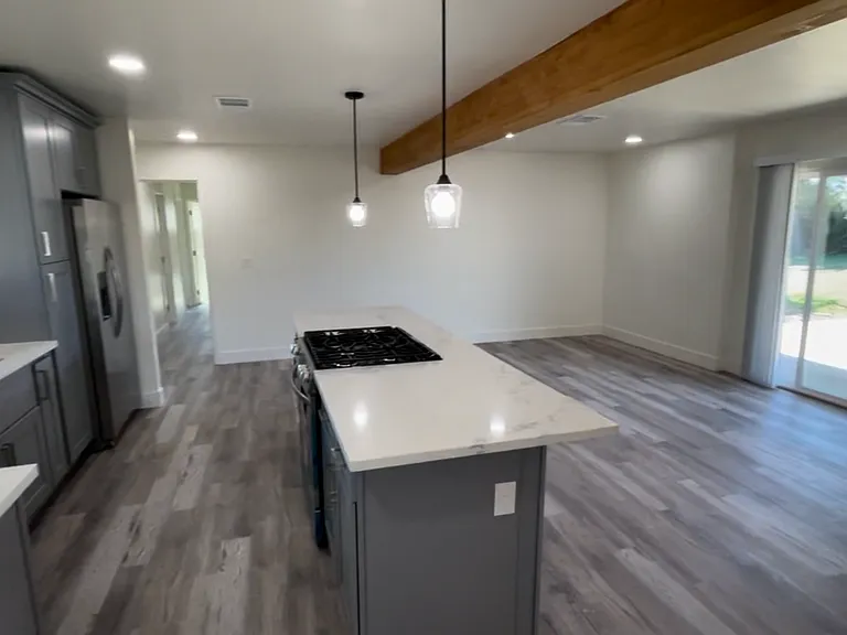 4629 Royal Oak Rd — Photo 4