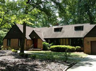 201 Beachers Brook Ln, Cary, NC 27511