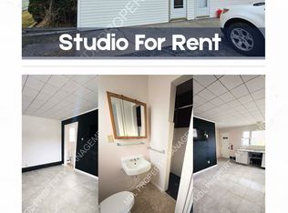 916 N Saginaw St #8, Saint Charles, MI 48655