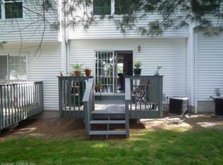 56 Thames Height Ln, Groton, CT 06340