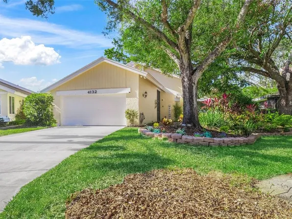 4132 Carriage Cir, Sarasota, FL 34241