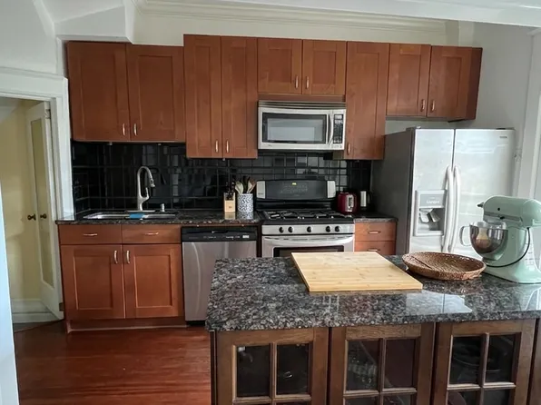 219 Rhode Island Ave NE, Washington, DC 20002