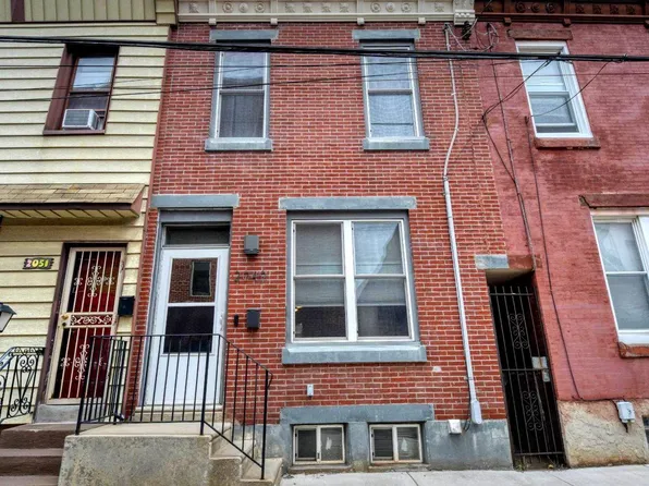 2049 N Palethorp St, Philadelphia, PA 19122