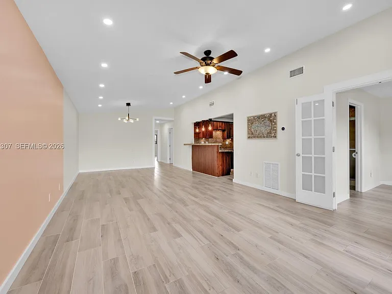 6323 SW 116th Pl #C — Photo 7