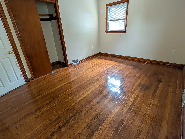 18 Townsend Ave #18 — Photo 7