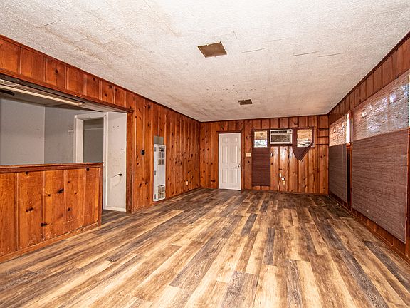 5th image of 529 Jewel Ln