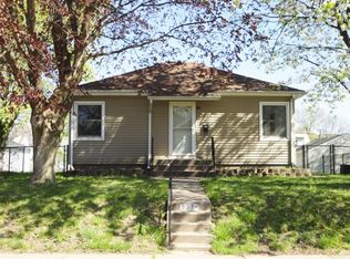 2334 Grove St, Davenport, IA 52804