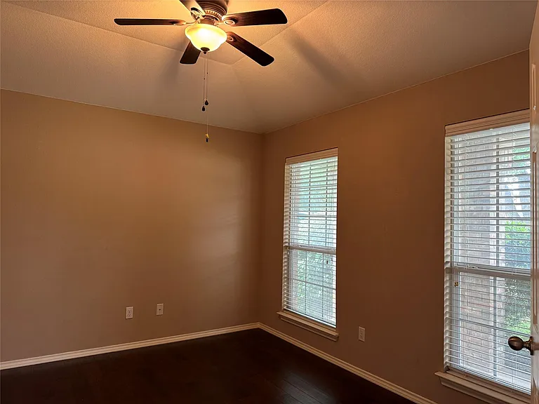 11217 McKinney Spring Dr — Photo 18