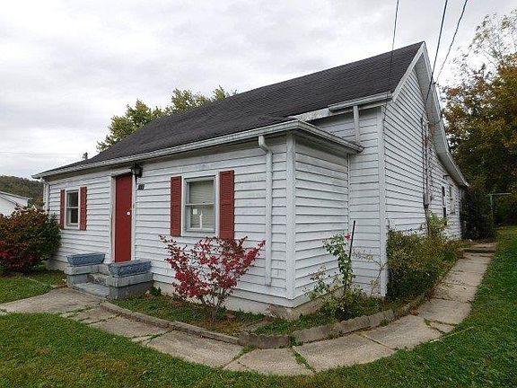 2nd image of 1113 Grand Ave