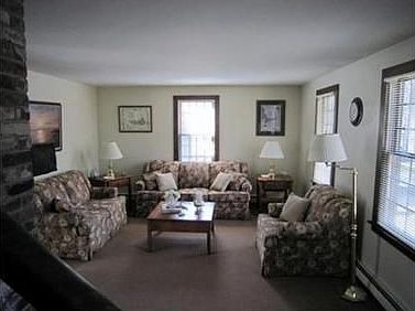 2nd image of 18 Fern Ln