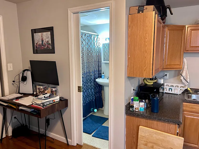 1154 Madison Ave #13 — Photo 21