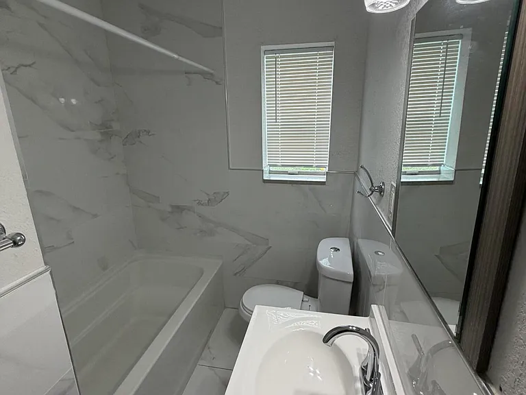 442 Winters St — Photo 28